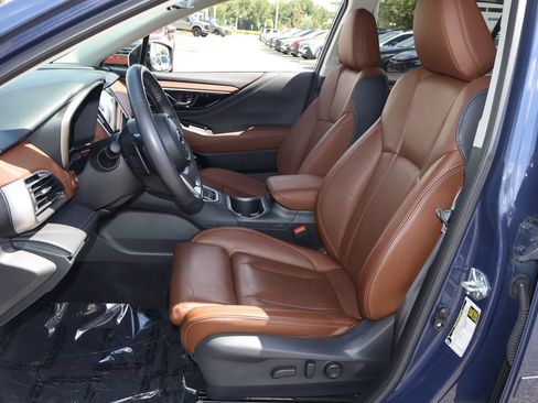 Used 2025 Subaru Outback Touring XT AWD/4WD image 14