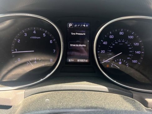 Used 2017 Hyundai Santa Fe Sport image 7