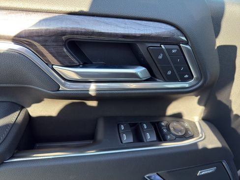 New 2026 Chevrolet Silverado 2500 LTZ w/ LTZ Convenience Package image 11