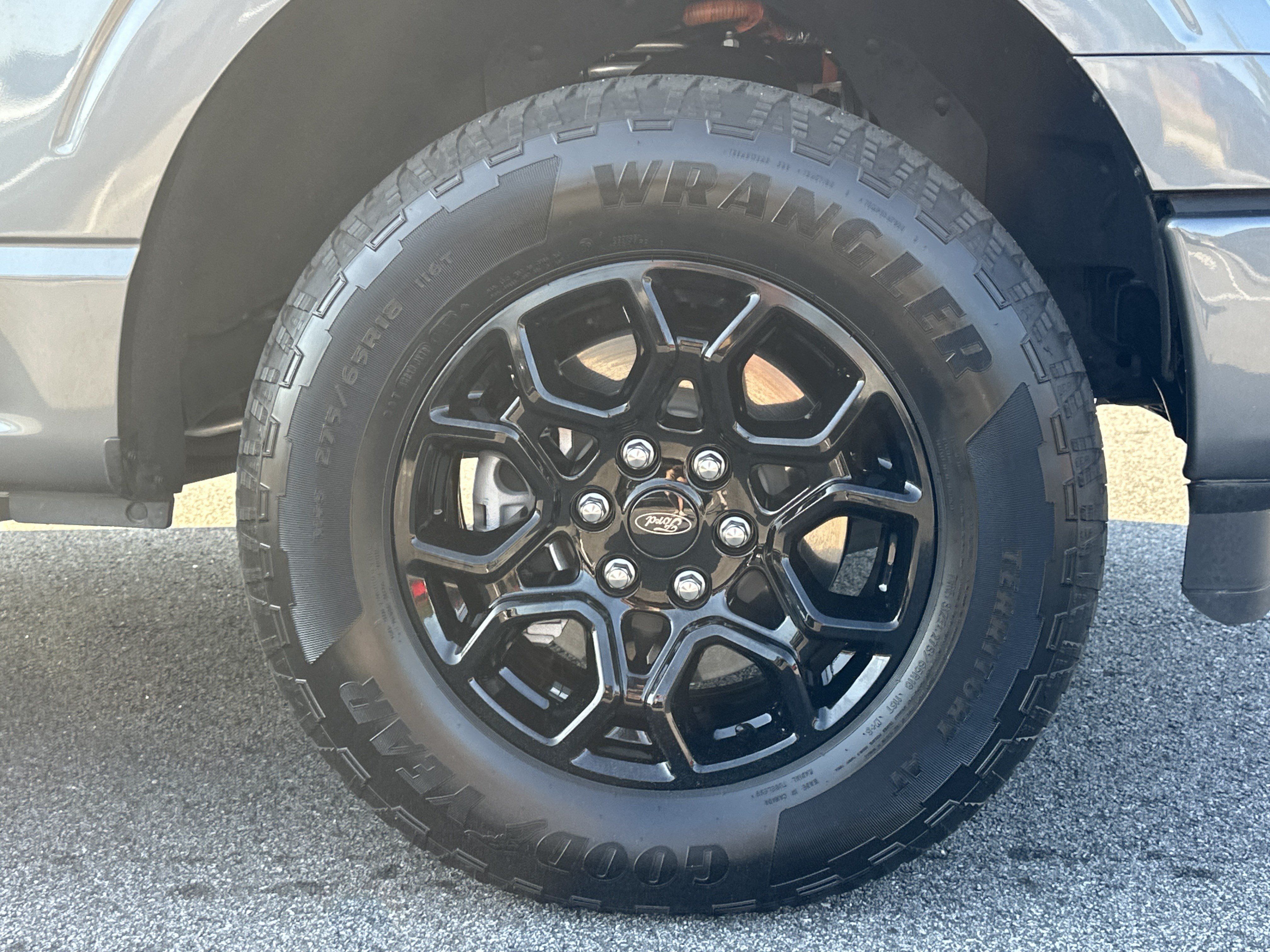 Used 2025 Ford F150 XLT w/ Equipment Group 302A MID AWD/4WD image 13