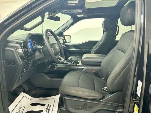 Used 2021 Ford F150 XLT w/ Equipment Group 302A High image 9