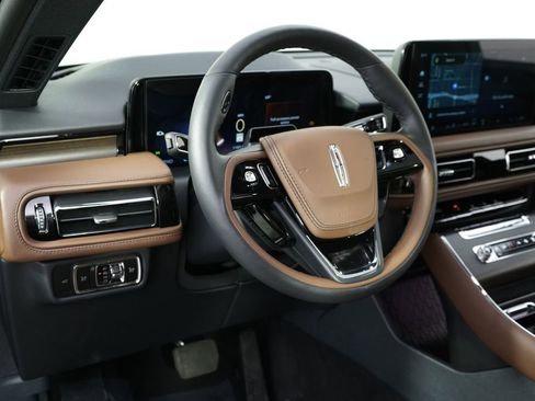 New 2026 Lincoln Aviator Reserve AWD/4WD image 11