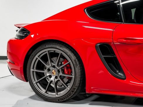 Used 2025 Porsche 718 Cayman GTS image 42