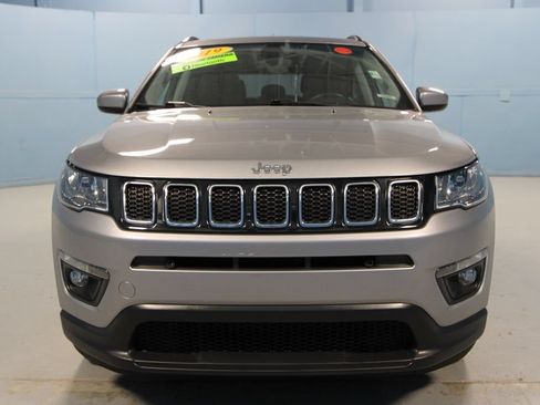 Used 2019 Jeep Compass Latitude FWD image 26