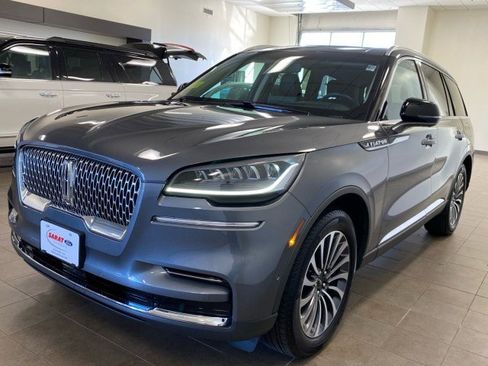 Certified 2023 Lincoln Aviator Reserve w/ Equipment Group 201A image 4