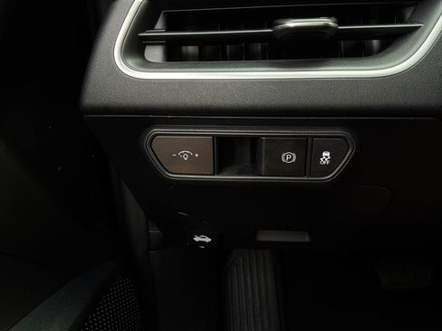 Used 2025 Kia K4 FWD image 21