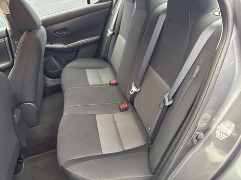 Used 2025 Nissan Sentra SV FWD image 32