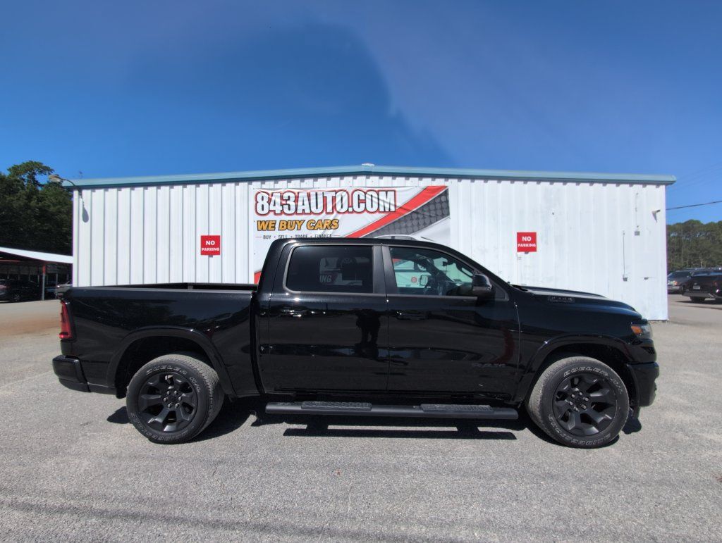 Used 2025 RAM 1500 Big Horn AWD/4WD image 9