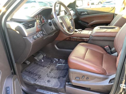 Used 2015 Chevrolet Suburban LTZ image 24