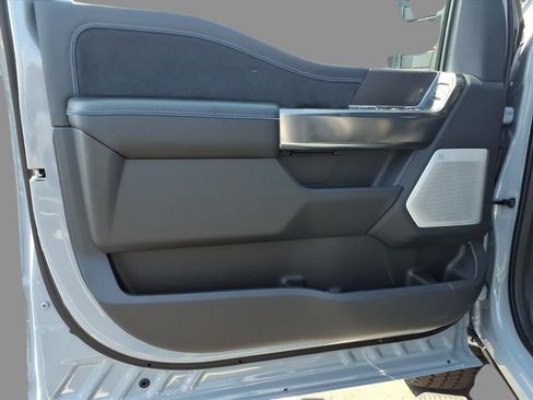 New 2026 Ford F350 Lariat w/ Black Appearance Package image 15