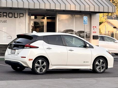 Used 2019 Nissan Leaf SV Plus w/ Protection Package FWD image 7