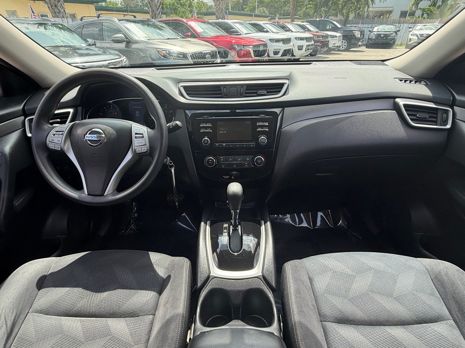 Used 2016 Nissan Rogue S FWD image 13