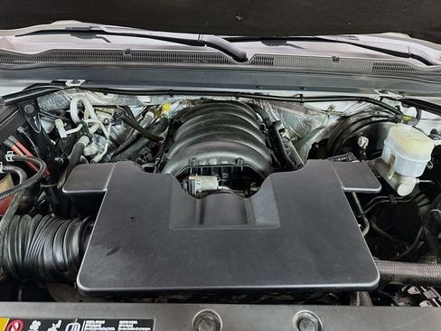 Used 2018 Chevrolet Tahoe LT image 34