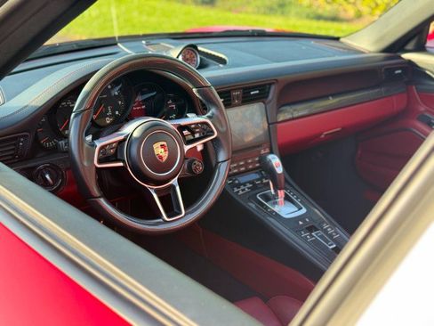 Used 2017 Porsche 911 Targa 4S image 19