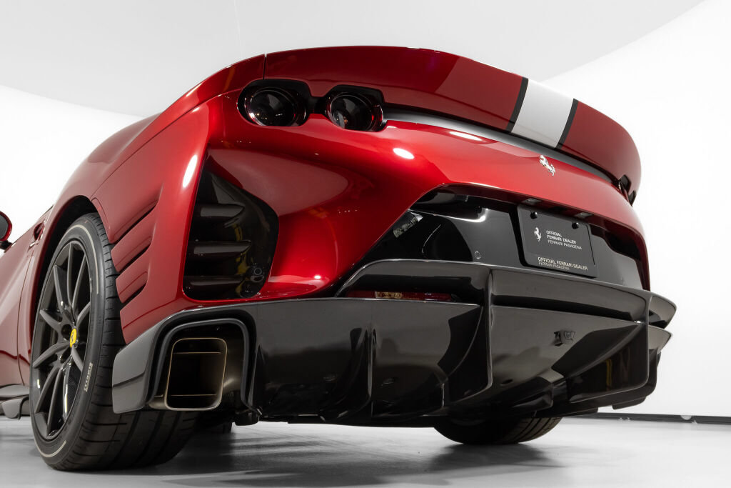 Certified 2022 Ferrari 812 Competizione RWD image 22