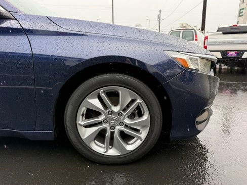 Used 2019 Honda Accord LX image 7