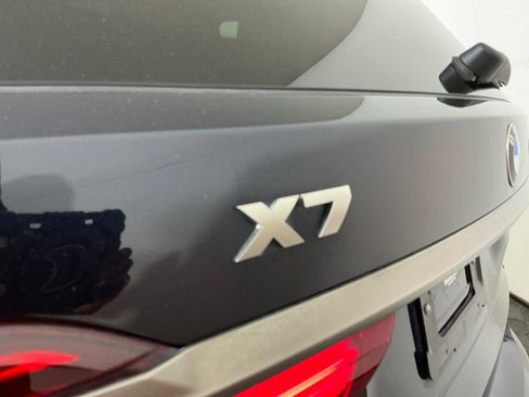 Used 2022 BMW X7 M50i w/ Dynamic Handling Package AWD/4WD image 36