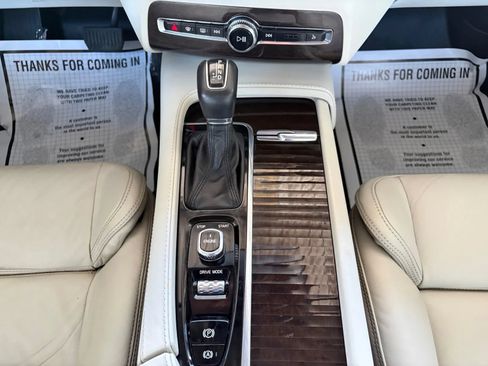 Used 2017 Volvo XC90 T6 Momentum w/ Vision Package AWD/4WD image 29