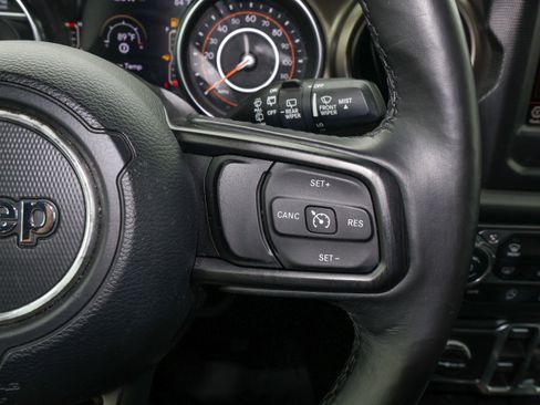 Used 2019 Jeep Wrangler Unlimited Sport S AWD/4WD image 25