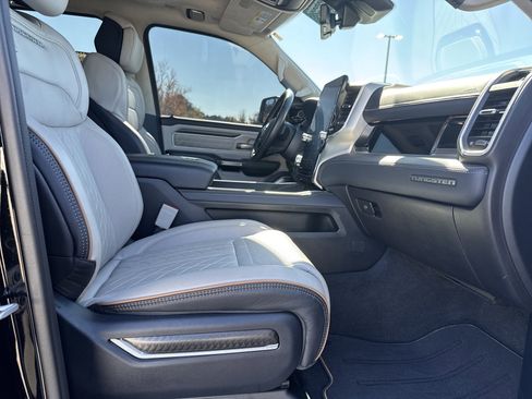 Used 2025 RAM 1500 Tungsten image 32