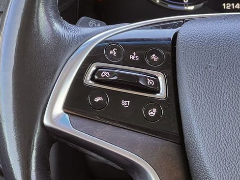 Used 2018 Cadillac Escalade ESV Premium Luxury image 13