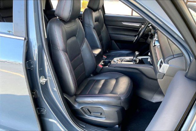 Used 2024 MAZDA CX-5 Carbon Edition AWD/4WD image 6