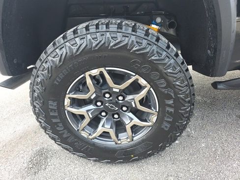New 2026 Chevrolet Colorado ZR2 w/ Technology Package image 9