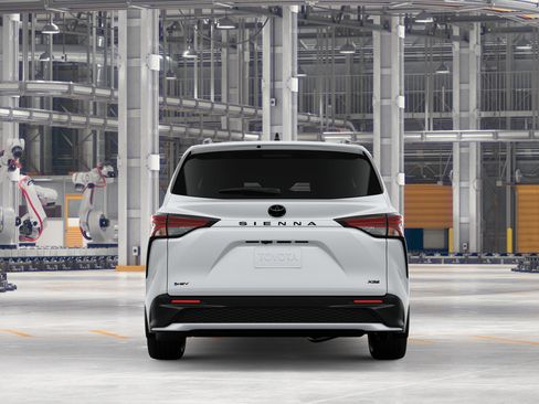 New 2026 Toyota Sienna XSE FWD image 10