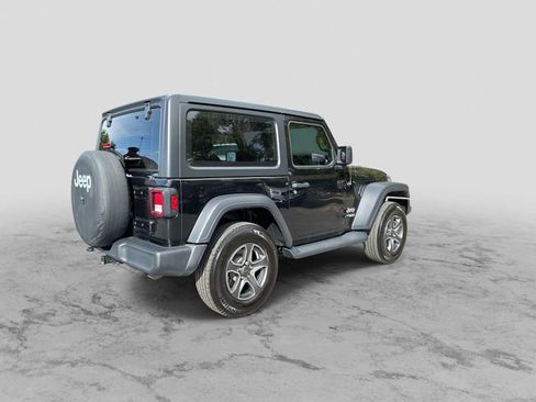 Used 2019 Jeep Wrangler Sport AWD/4WD image 8