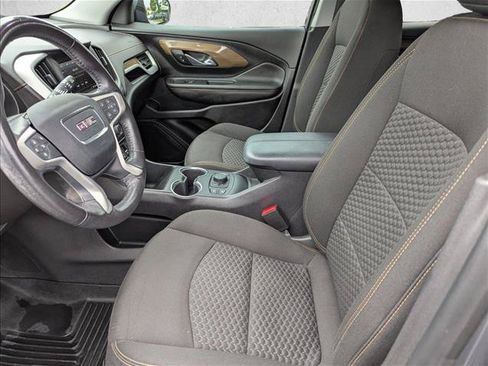 Used 2020 GMC Terrain SLE w/ Driver Convenience Package FWD image 22