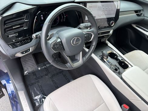 Used 2023 Lexus RX 350 Premium Plus w/ Cold Area Package FWD image 4
