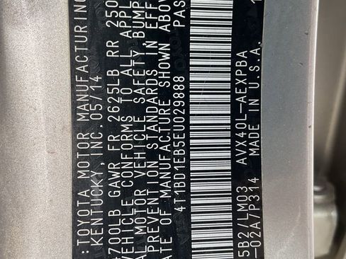 Used 2014 Toyota Avalon Limited image 35