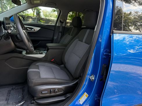 Used 2025 Chevrolet Blazer LT FWD image 29