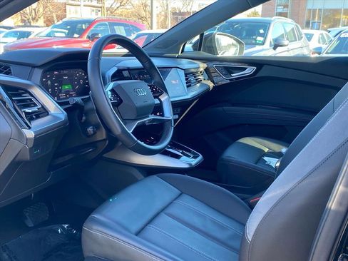 Used 2023 Audi Q4 e-tron Premium Plus w/ Premium Plus image 12