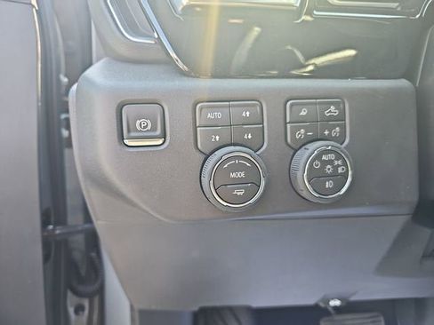 New 2026 Chevrolet Silverado 1500 LT Trail Boss w/ LT Trail Boss Premium Package AWD/4WD image 15