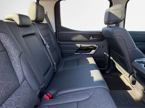 Used 2024 Toyota Tundra Limited image 28