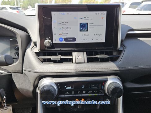 Used 2024 Toyota RAV4 LE FWD image 15