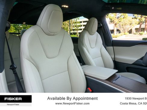 Used 2023 Tesla Model X image 34