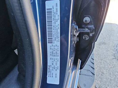 Used 2020 RAM 1500 Big Horn image 32