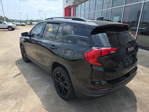 Used 2021 GMC Terrain SLE w/ Driver Convenience Package FWD image 12