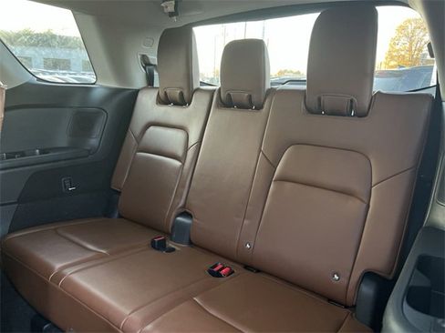 Used 2022 Nissan Pathfinder Platinum w/ Cargo Package image 24