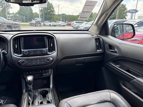 Used 2022 GMC Canyon AT4 AWD/4WD image 10