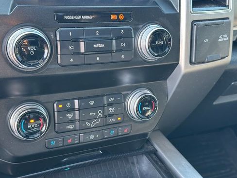 Used 2021 Ford F250 Platinum image 23