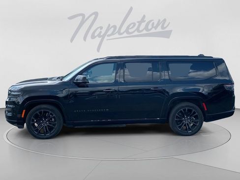 Used 2024 Jeep Grand Wagoneer L Series II w/ Quick Order Packagew 28T AWD/4WD image 4
