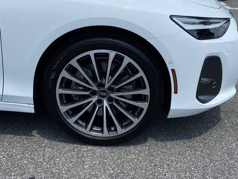 Used 2026 Audi A6 Premium w/ 20" Wheel Package AWD/4WD image 9