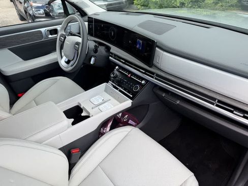 New 2026 Hyundai Santa Fe Calligraphy FWD image 18