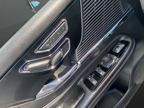 Used 2021 Lincoln Corsair AWD w/ Premium Package image 21