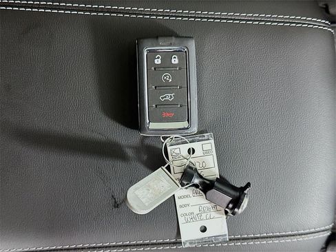 New 2026 Jeep Grand Cherokee Altitude image 20