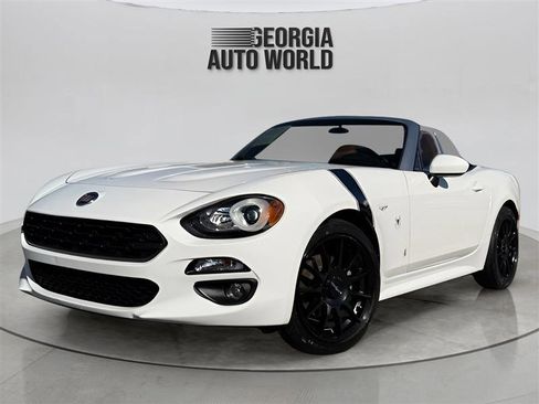 Used 2017 FIAT 124 Spider Lusso image 3