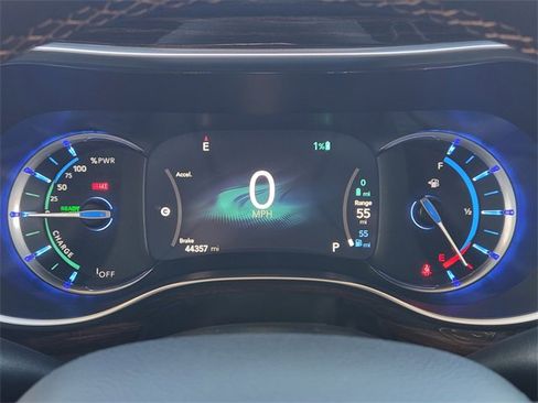 Used 2023 Chrysler Pacifica Pinnacle image 17